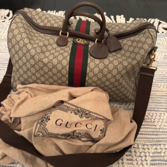 GUCCI SAVOY LARGE DUFFLE BAG - Picture 1 of 6